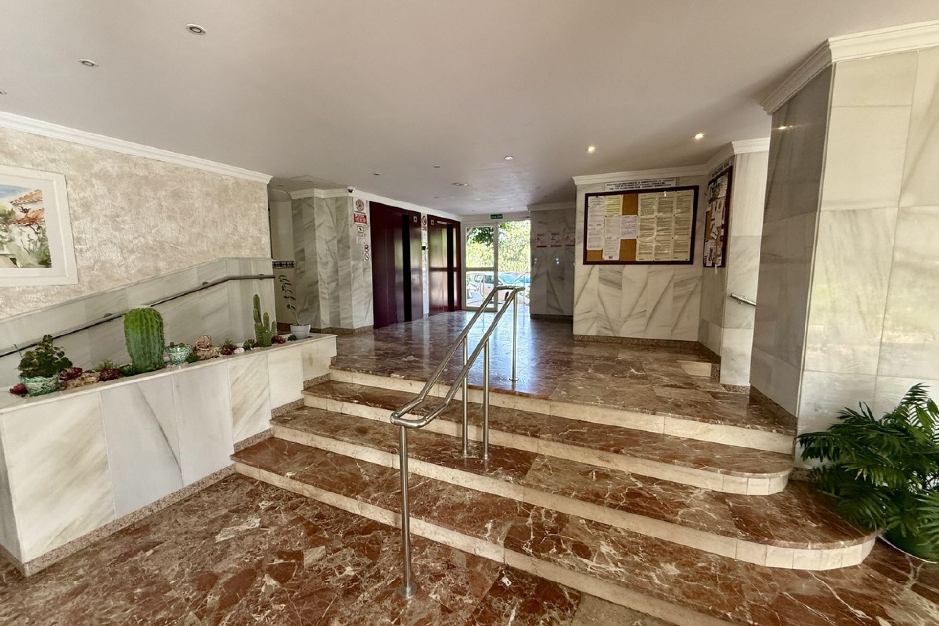 Wiederverkauf - apartment - Marbella - Marbesa