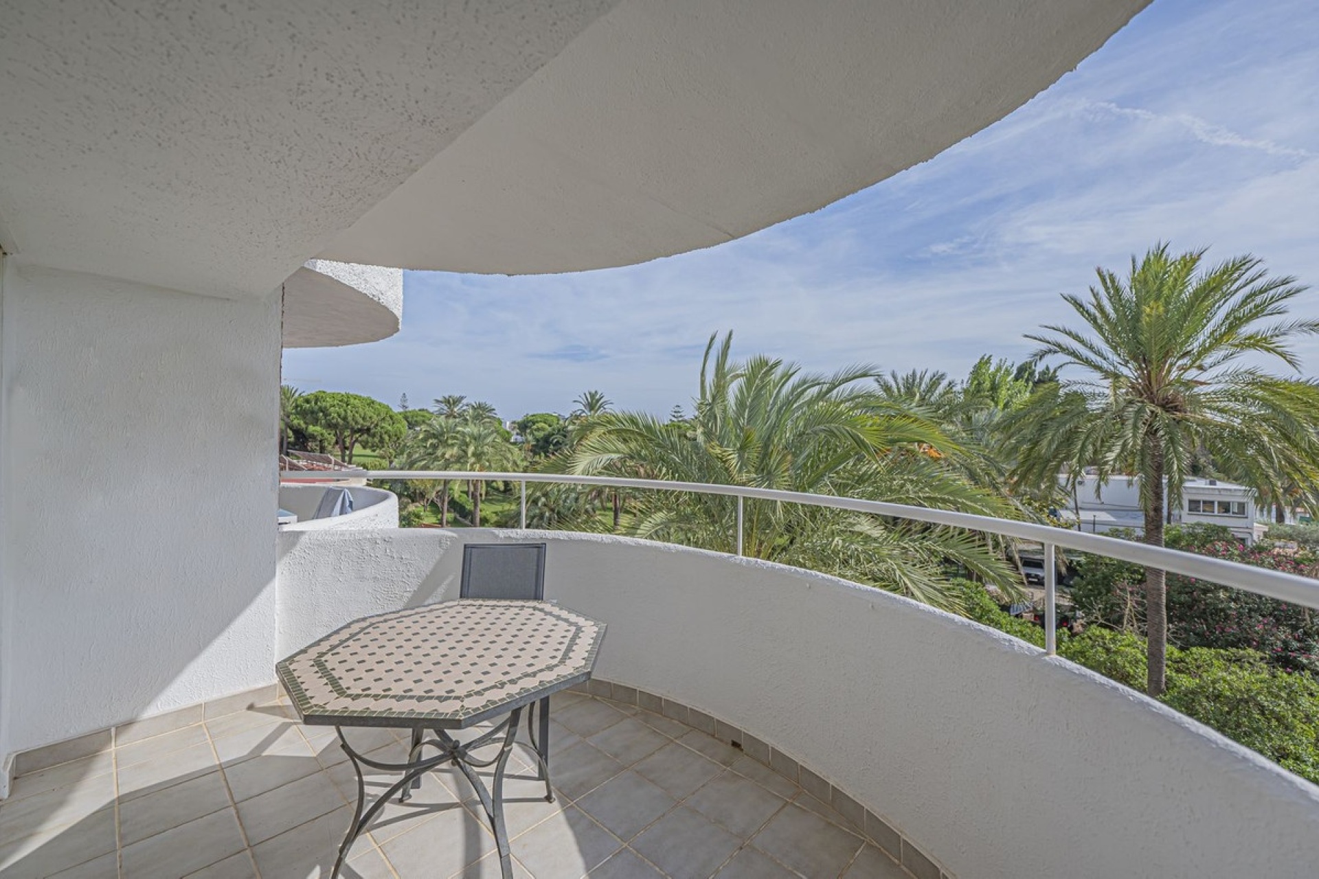Wiederverkauf - apartment - Marbella - Marbesa