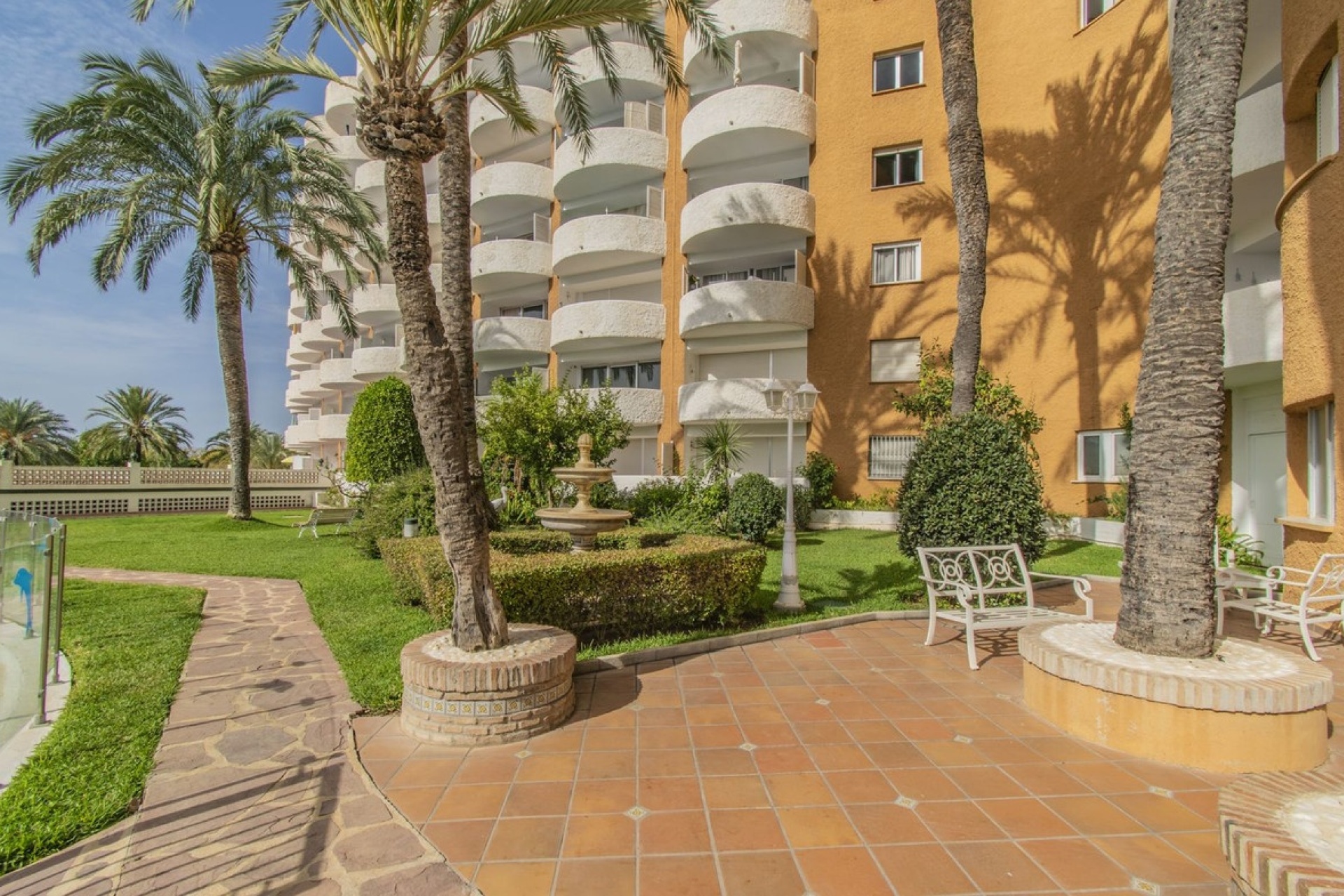 Wiederverkauf - apartment - Marbella - Marbesa