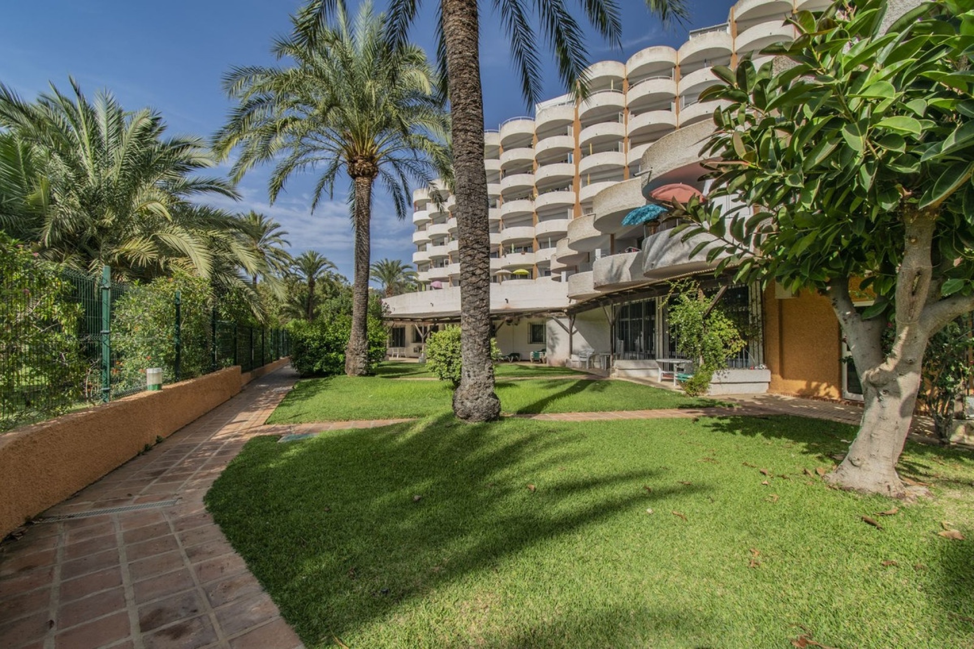 Wiederverkauf - apartment - Marbella - Marbesa