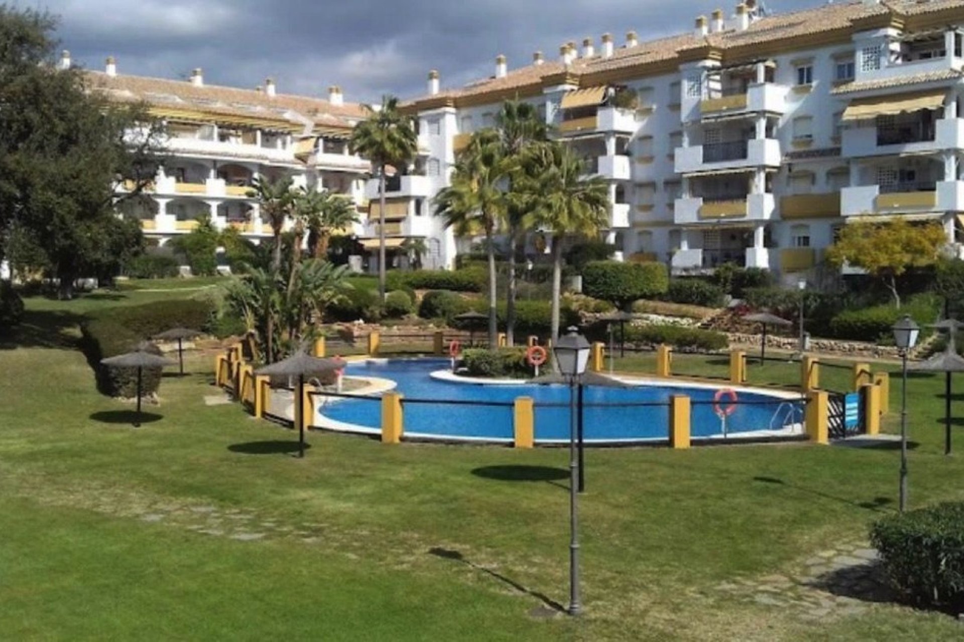 Wiederverkauf - apartment - Marbella - Nagüeles