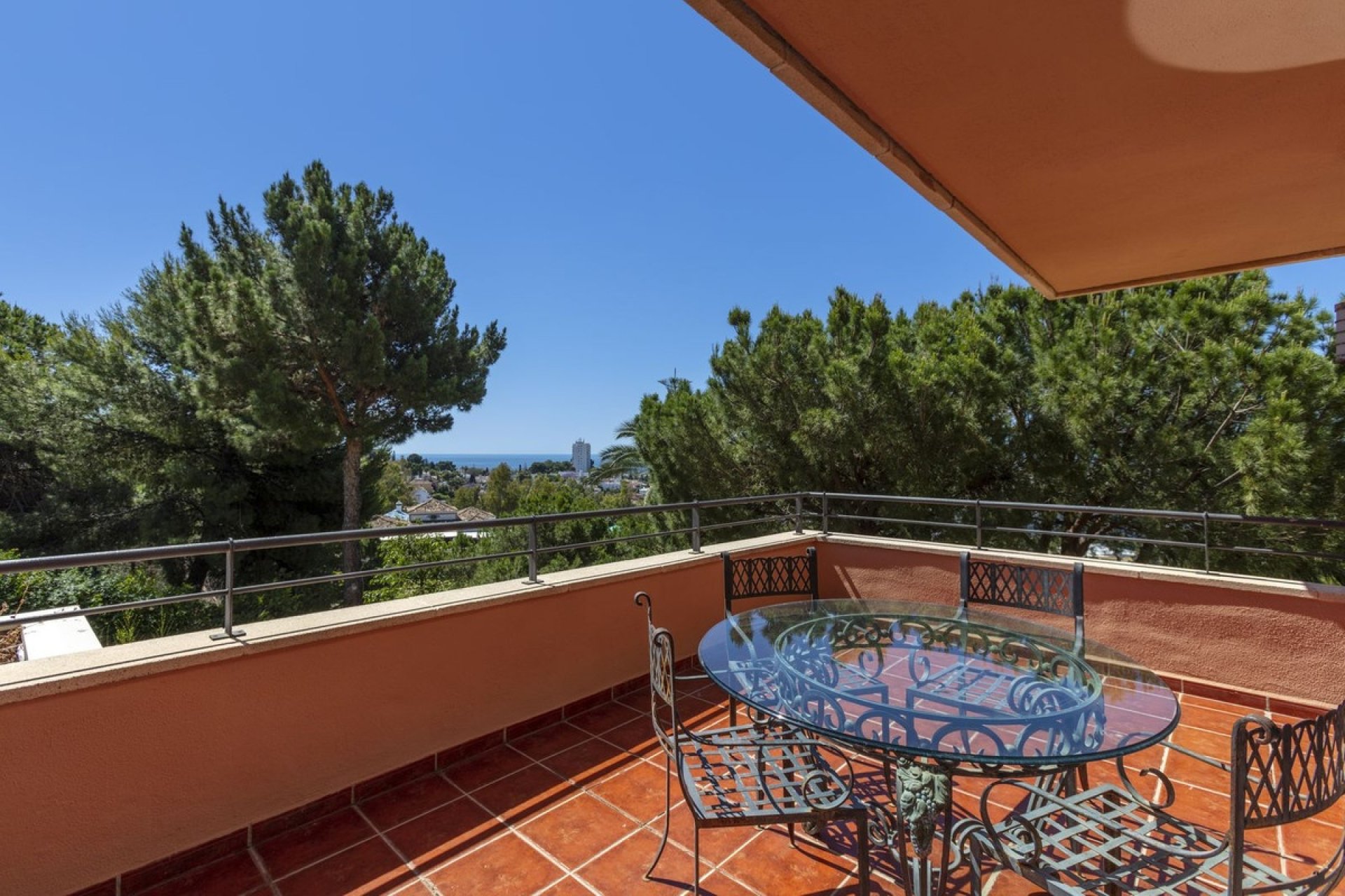Wiederverkauf - apartment - Marbella - Nueva Andalucía