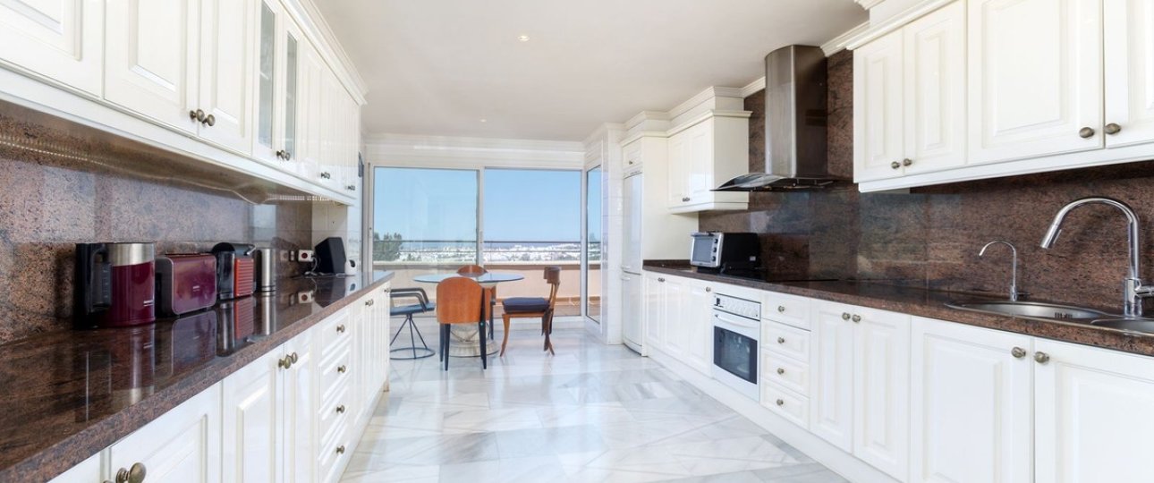 Wiederverkauf - apartment - Marbella - Nueva Andalucía