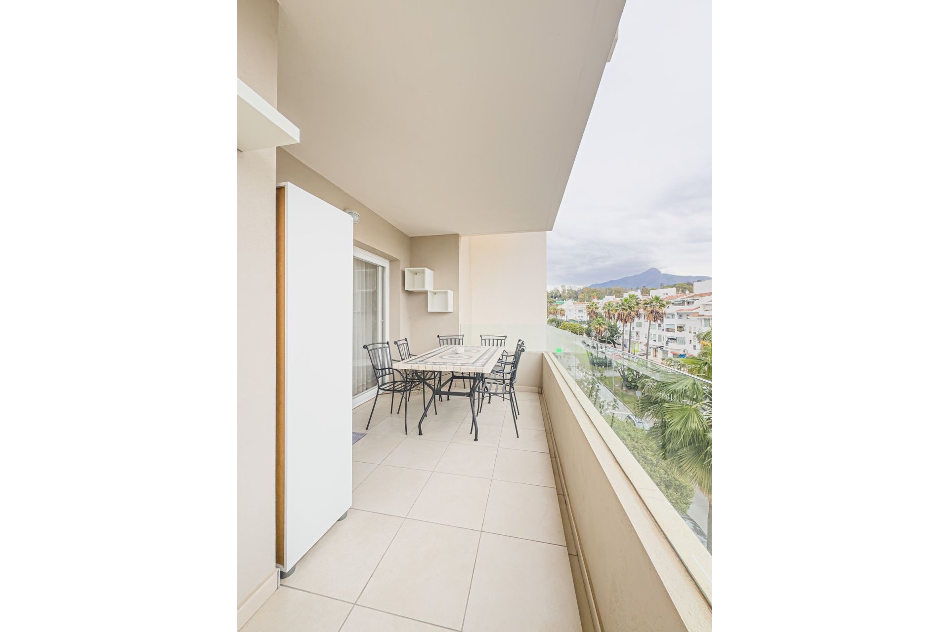 Wiederverkauf - apartment - Marbella - Nueva Andalucía