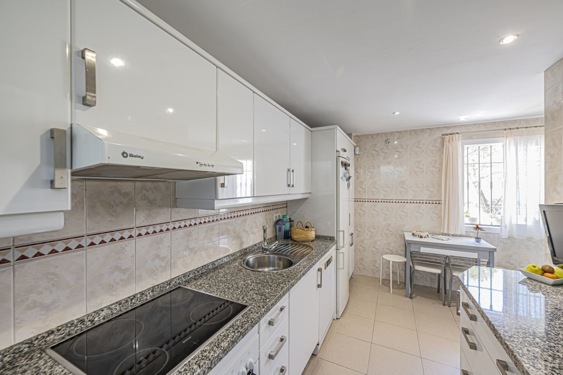 Wiederverkauf - apartment - Marbella - Nueva Andalucía