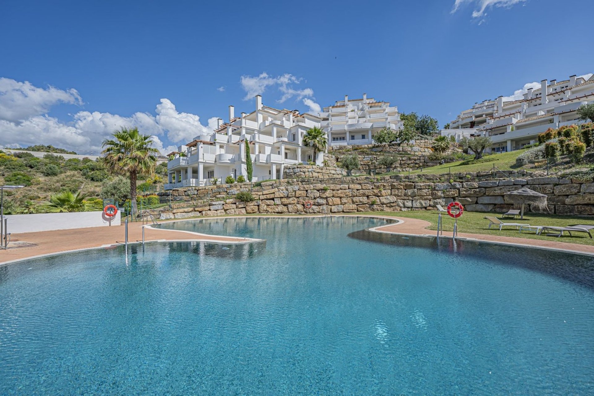 Wiederverkauf - apartment - Marbella - Nueva Andalucía