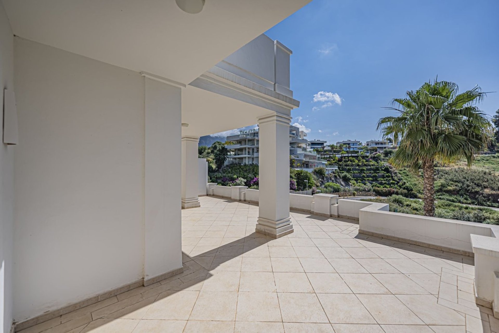Wiederverkauf - apartment - Marbella - Nueva Andalucía