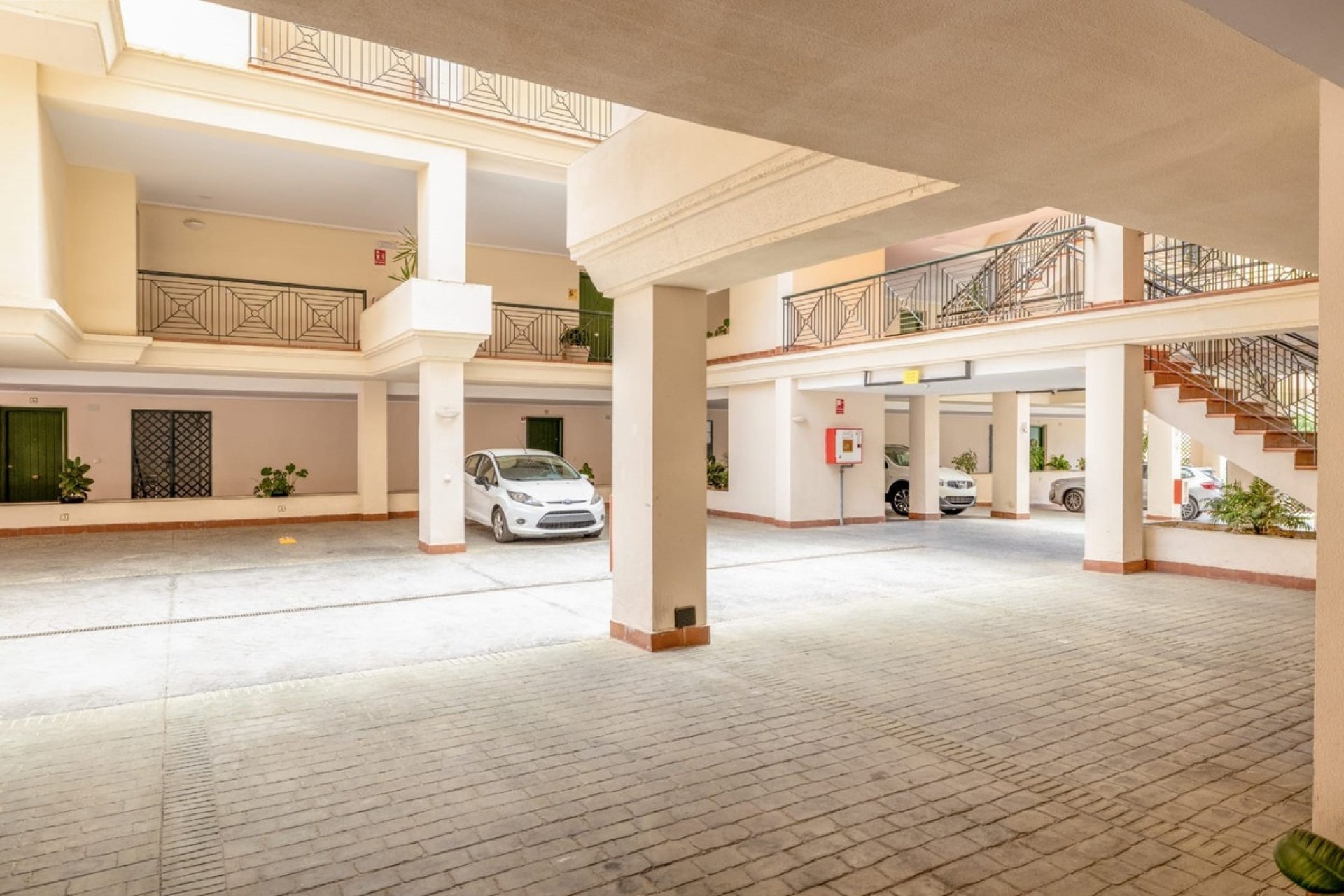 Wiederverkauf - apartment - Marbella - Nueva Andalucía