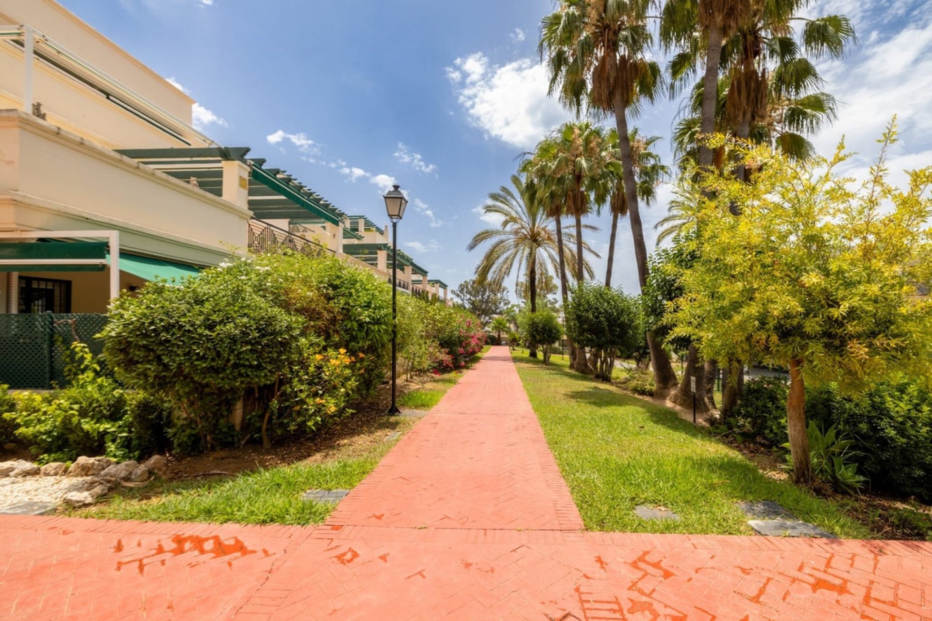 Wiederverkauf - apartment - Marbella - Nueva Andalucía