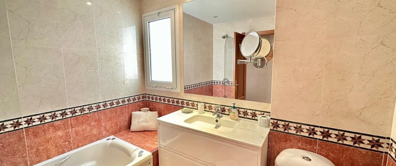 Wiederverkauf - apartment - Marbella - Nueva Andalucía