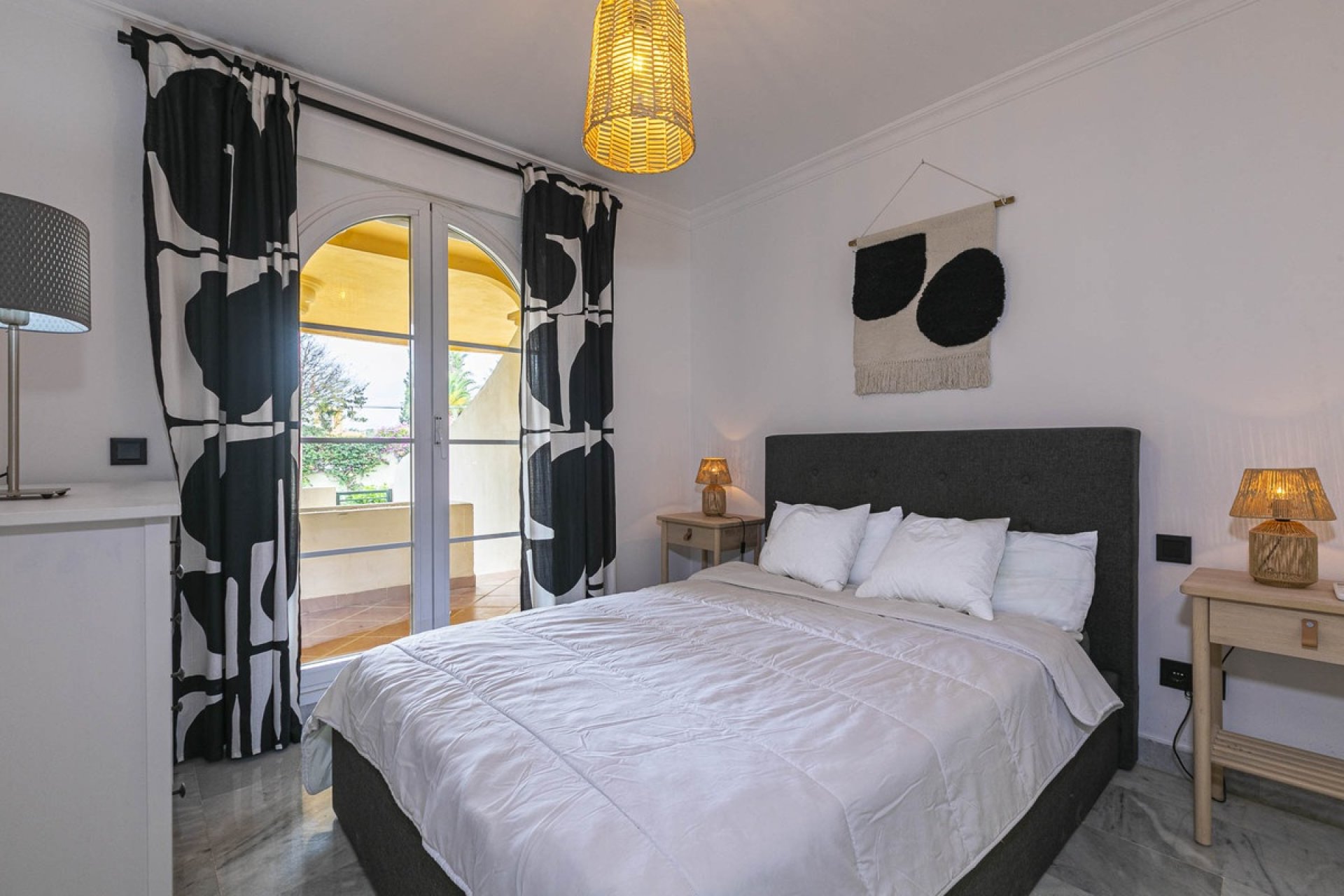 Wiederverkauf - apartment - Marbella - Nueva Andalucía