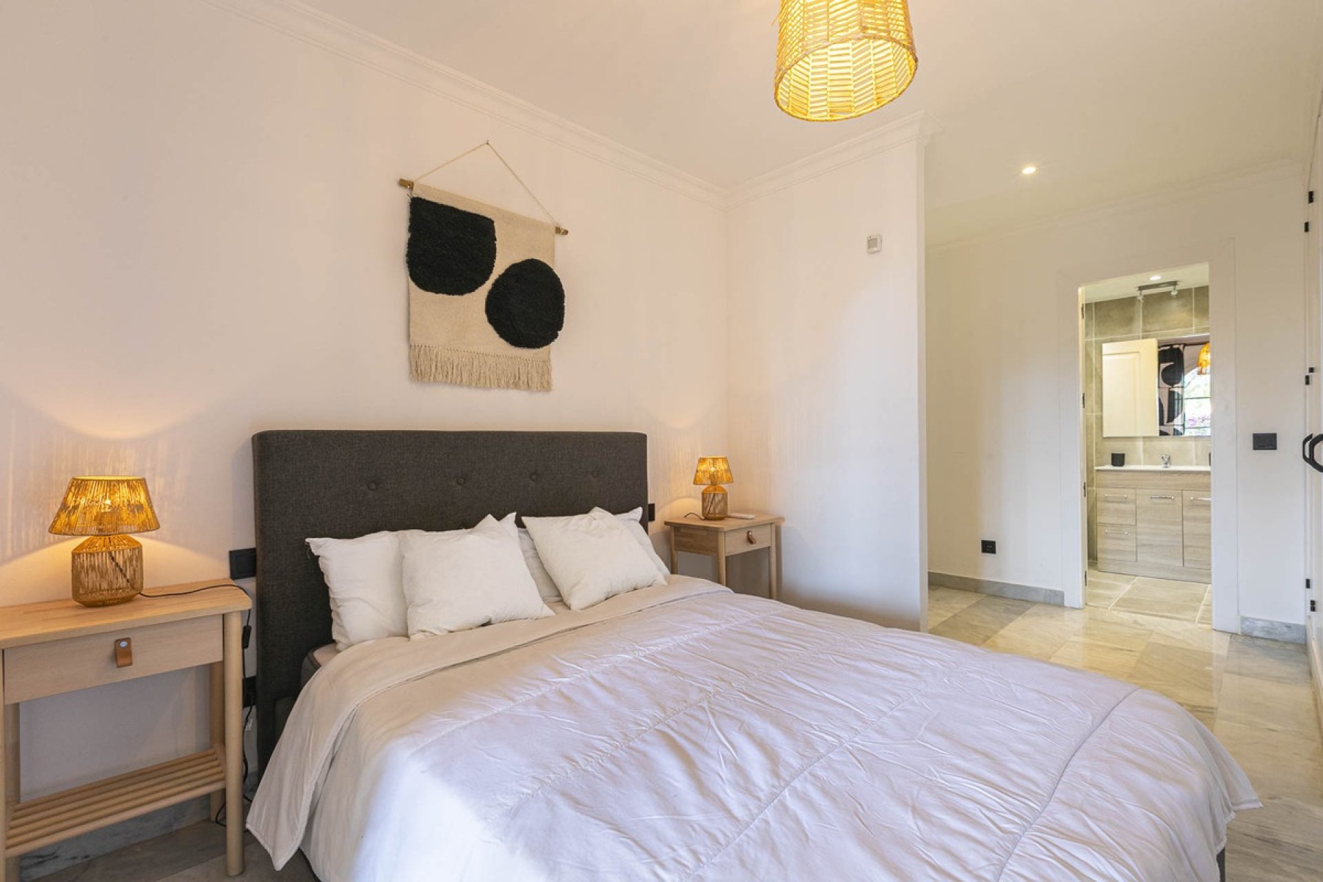 Wiederverkauf - apartment - Marbella - Nueva Andalucía