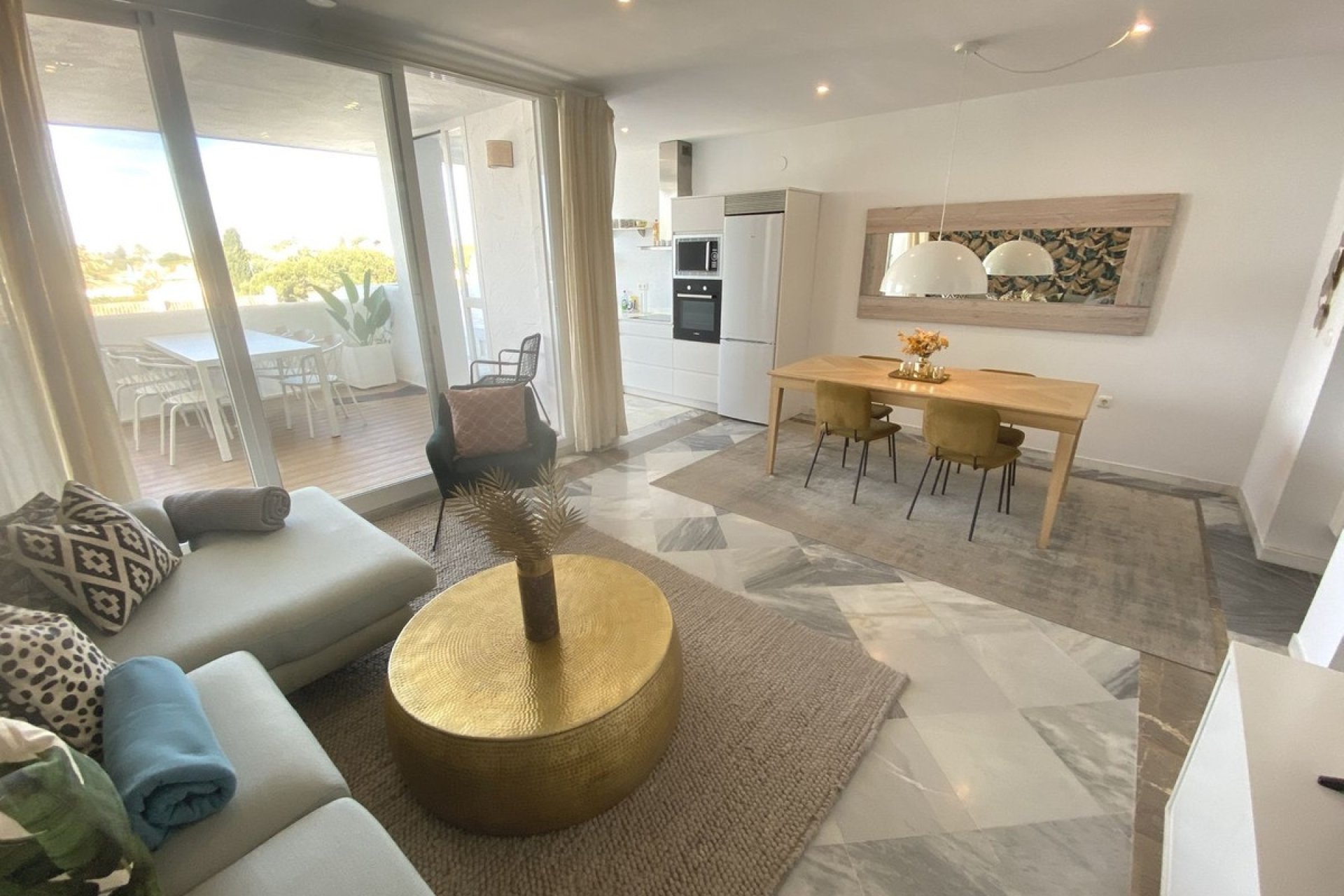 Wiederverkauf - apartment - Marbella - Nueva Andalucía