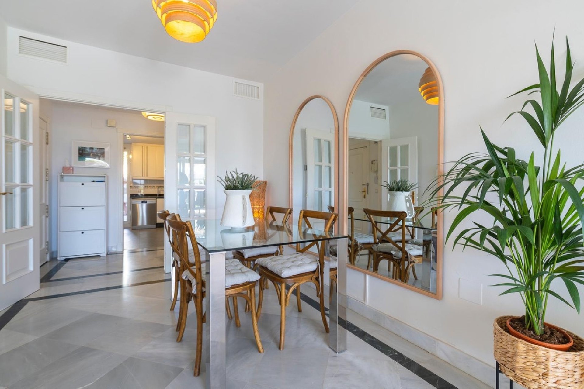 Wiederverkauf - apartment - Marbella - Nueva Andalucía