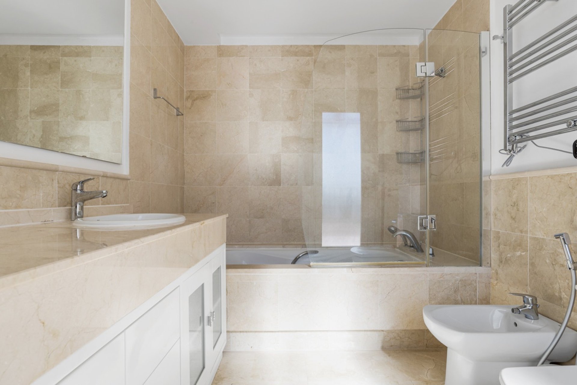 Wiederverkauf - apartment - Marbella - Nueva Andalucía