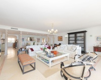 Wiederverkauf - apartment - Marbella - Nueva Andalucía