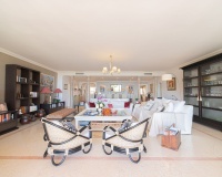 Wiederverkauf - apartment - Marbella - Nueva Andalucía