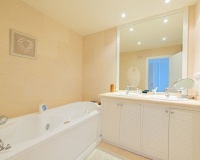 Wiederverkauf - apartment - Marbella - Nueva Andalucía