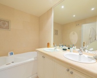 Wiederverkauf - apartment - Marbella - Nueva Andalucía