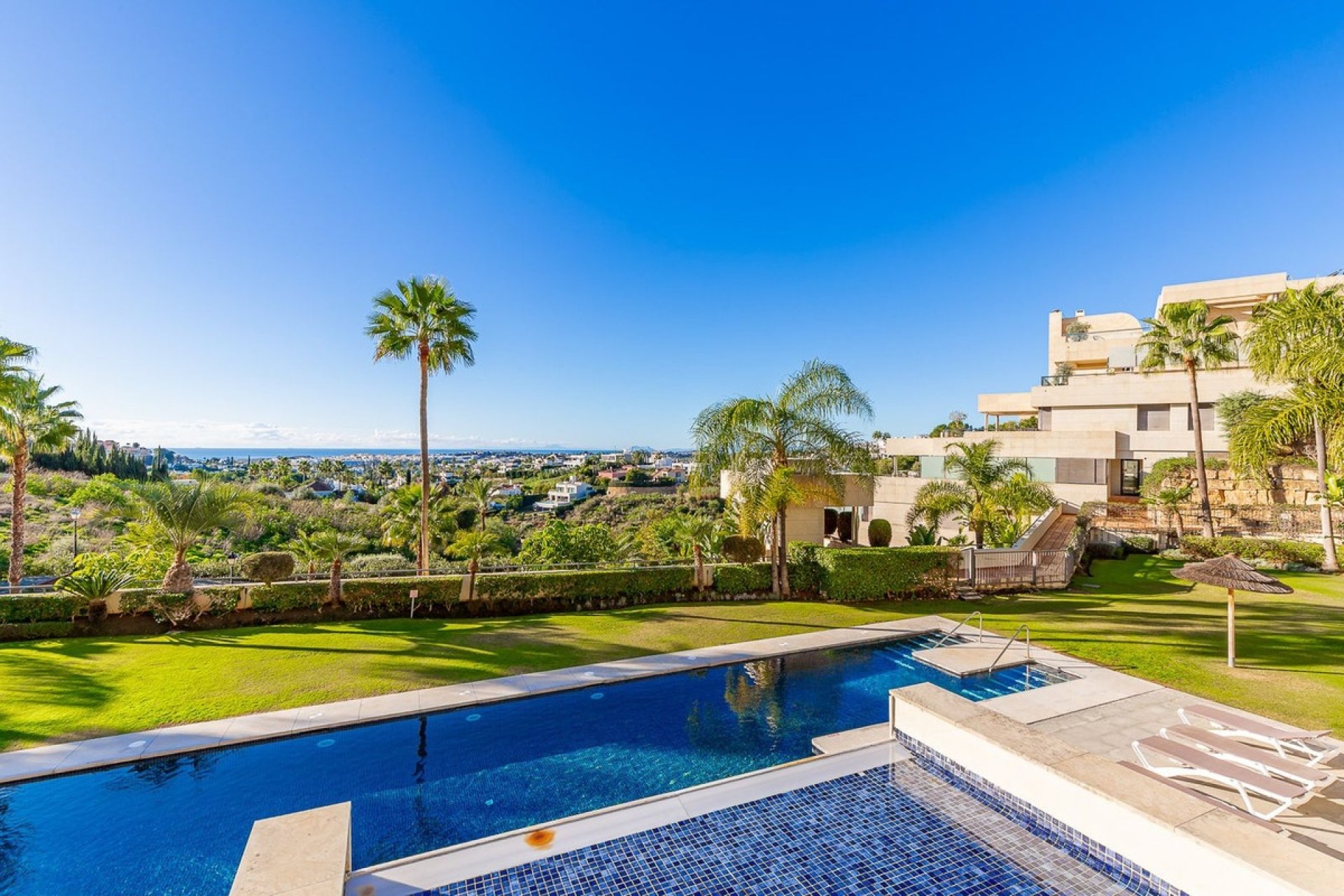 Wiederverkauf - apartment - Marbella - Nueva Andalucía