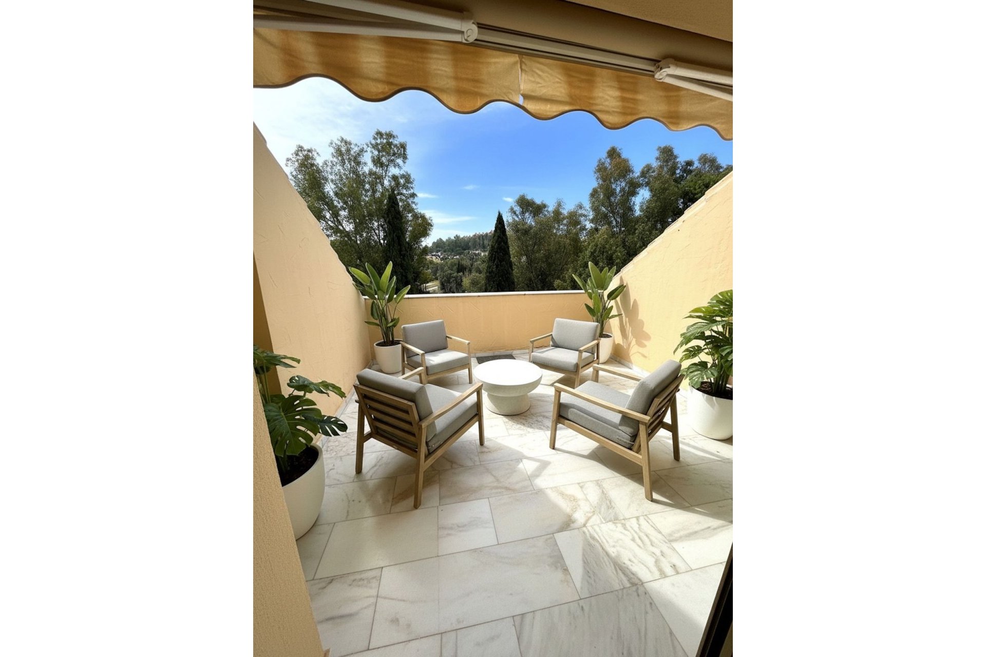 Wiederverkauf - apartment - Marbella - Nueva Andalucía