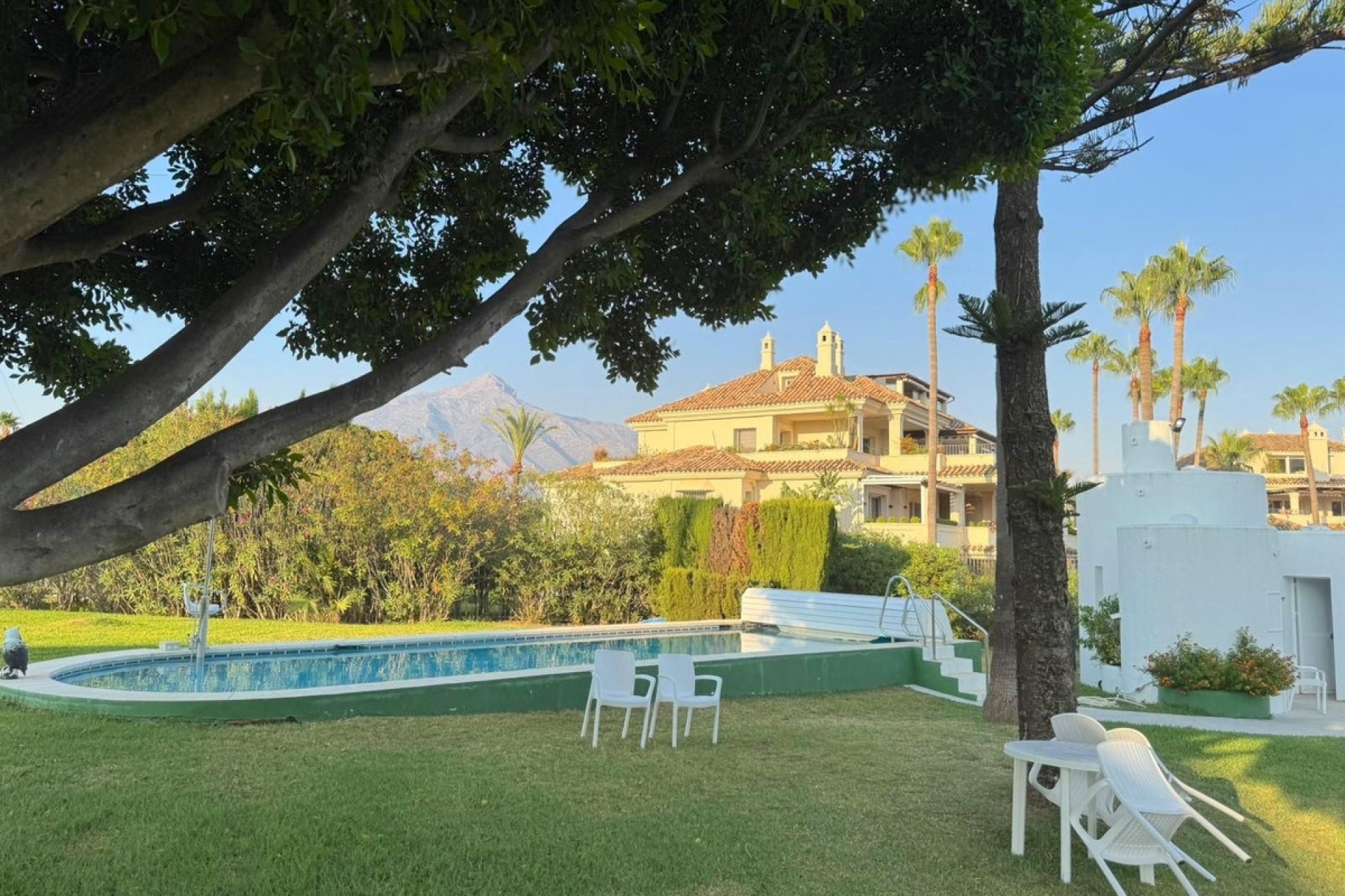 Wiederverkauf - apartment - Marbella - Nueva Andalucía