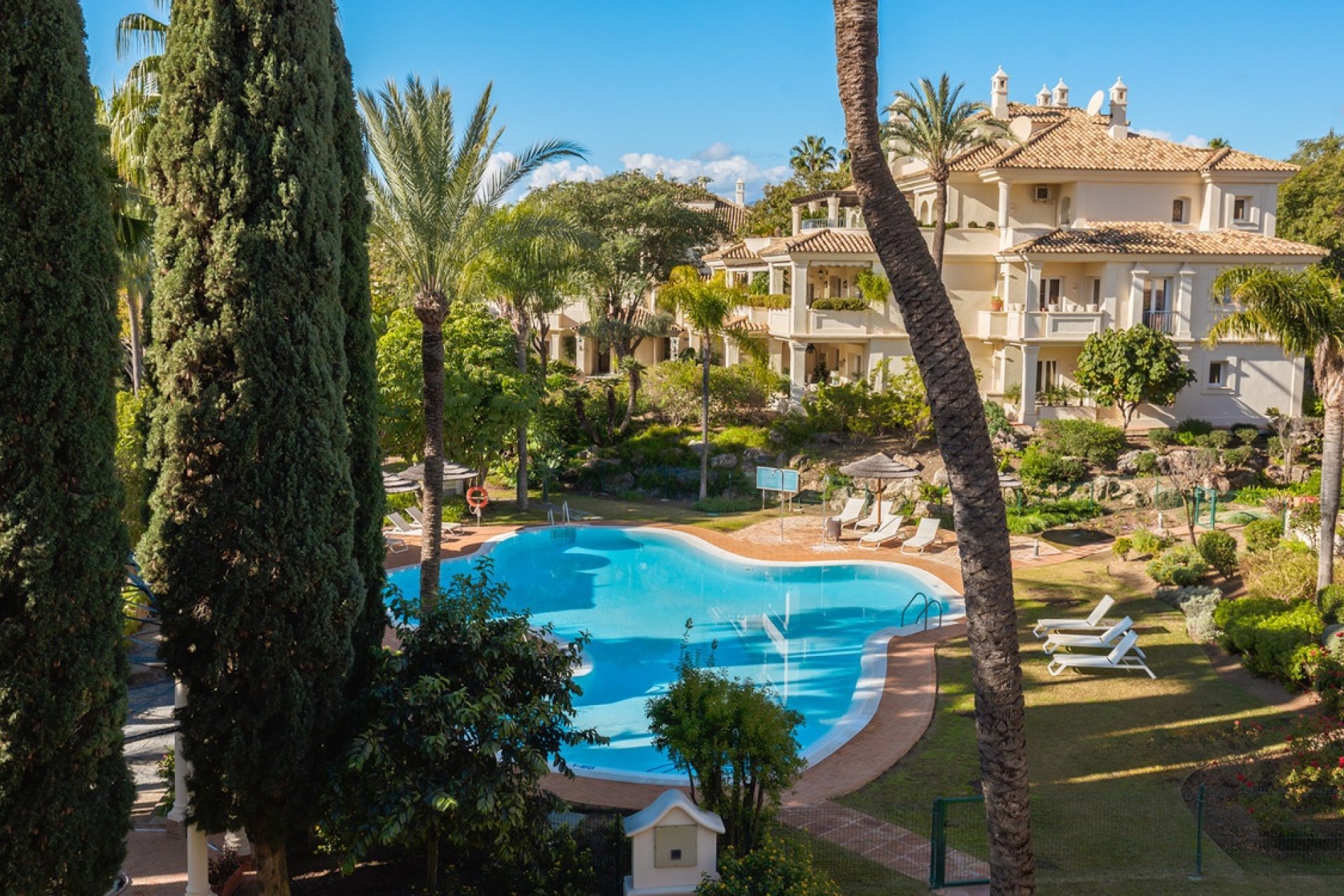 Wiederverkauf - apartment - Marbella - Nueva Andalucía