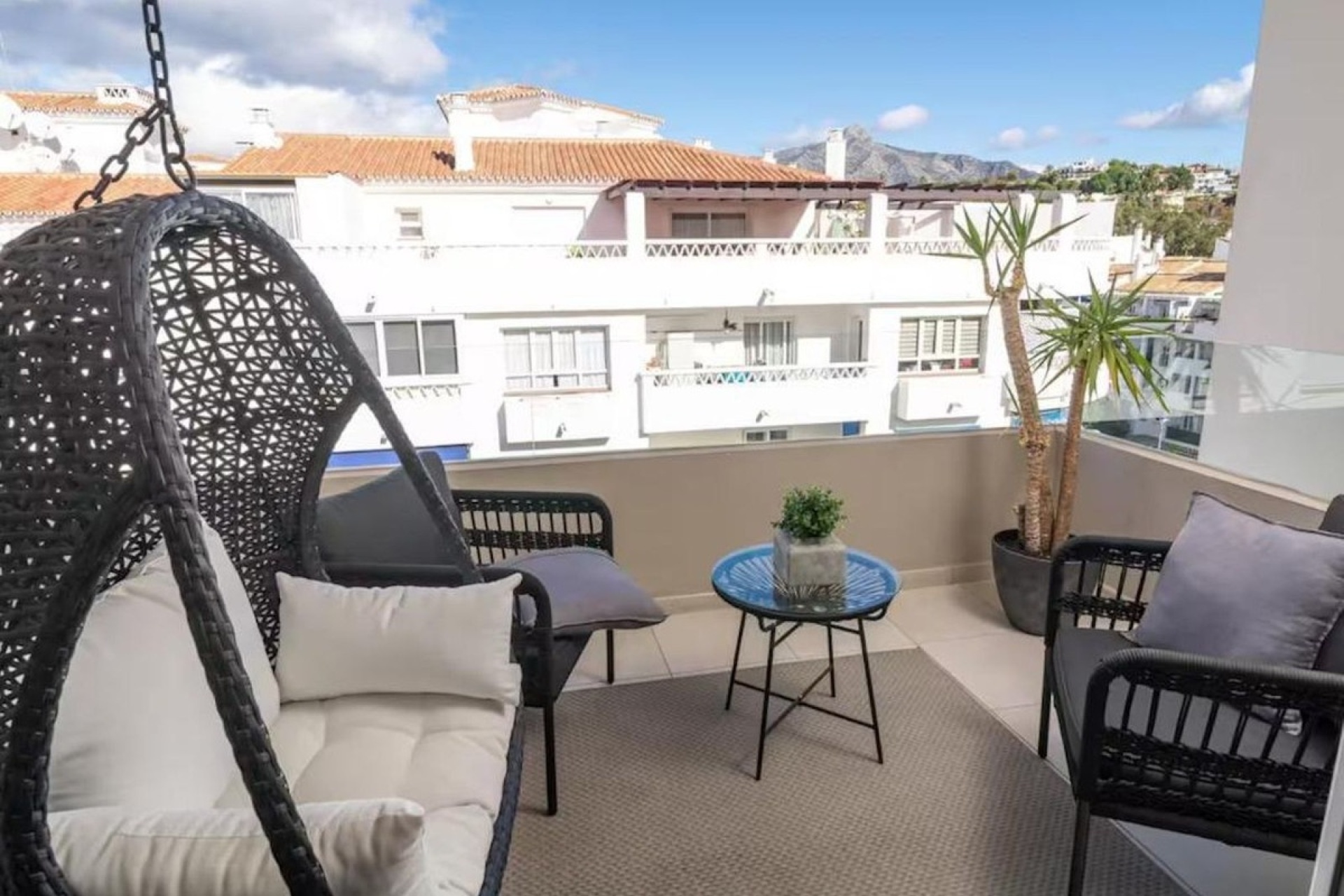 Wiederverkauf - apartment - Marbella - Nueva Andalucía