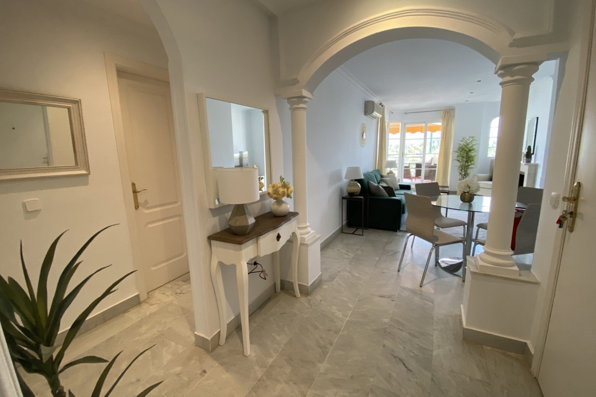 Wiederverkauf - apartment - Marbella - Nueva Andalucía