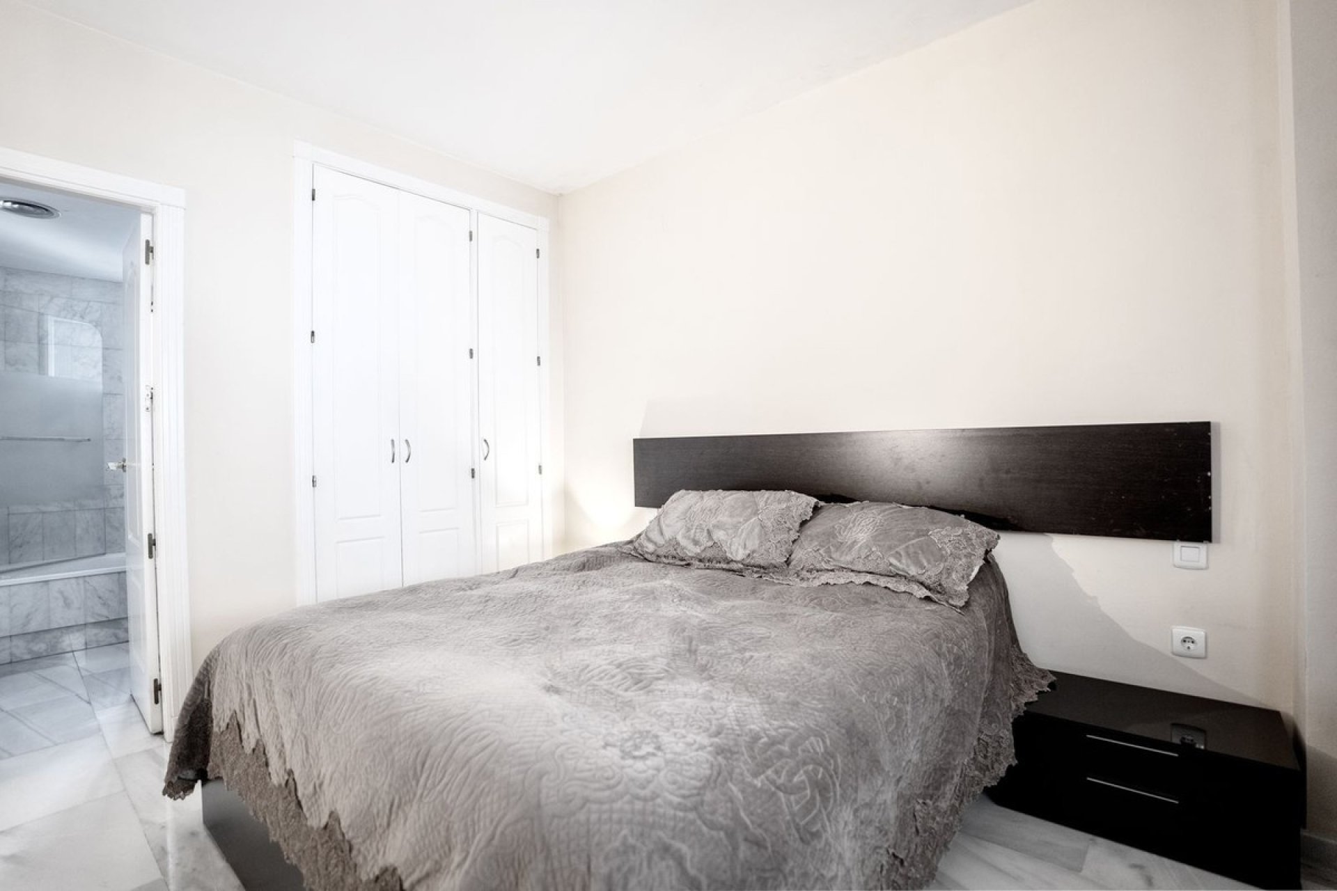 Wiederverkauf - apartment - Marbella - Nueva Andalucía