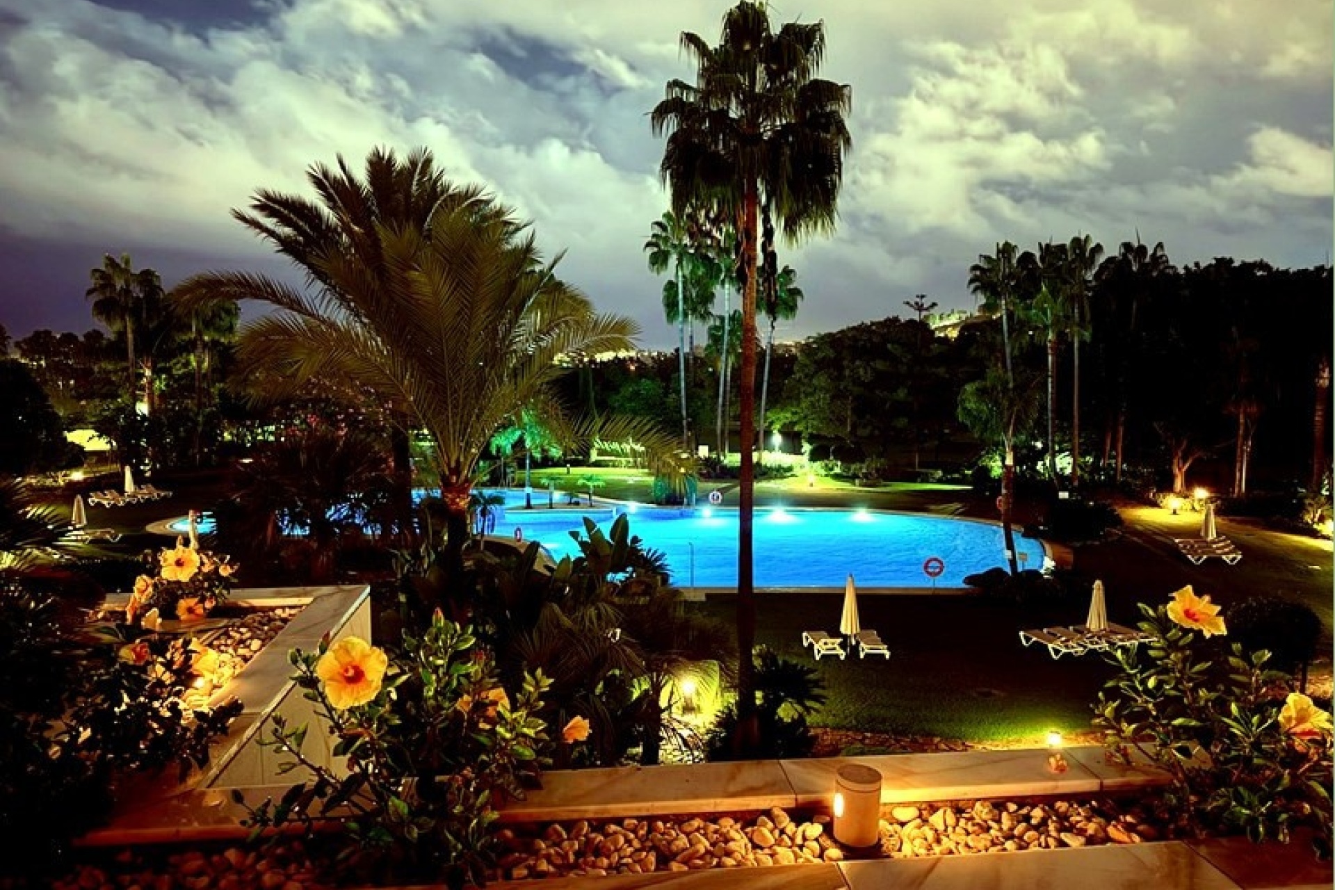 Wiederverkauf - apartment - Marbella - Nueva Andalucía