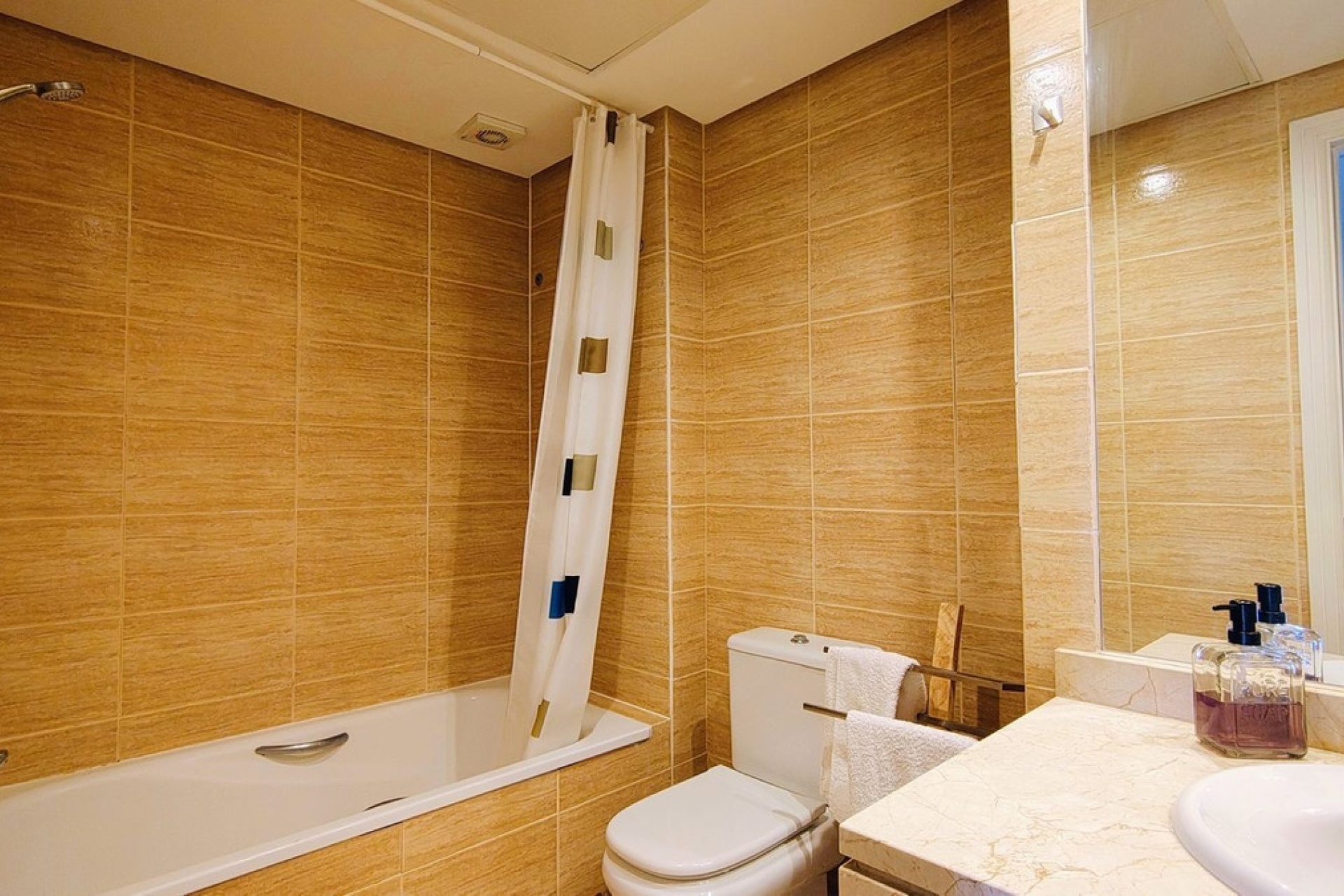 Wiederverkauf - apartment - Marbella - Nueva Andalucía