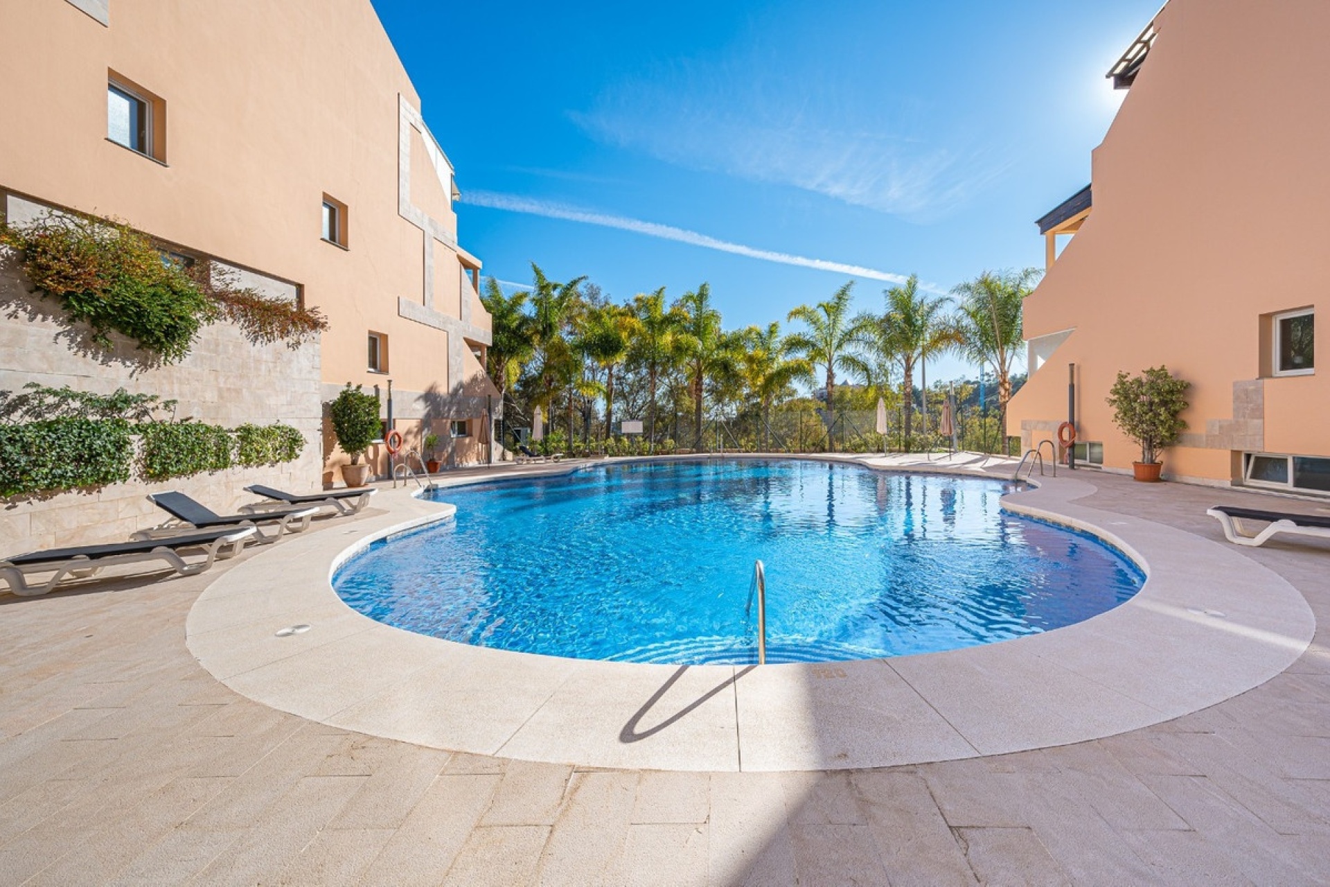 Wiederverkauf - apartment - Marbella - Nueva Andalucía