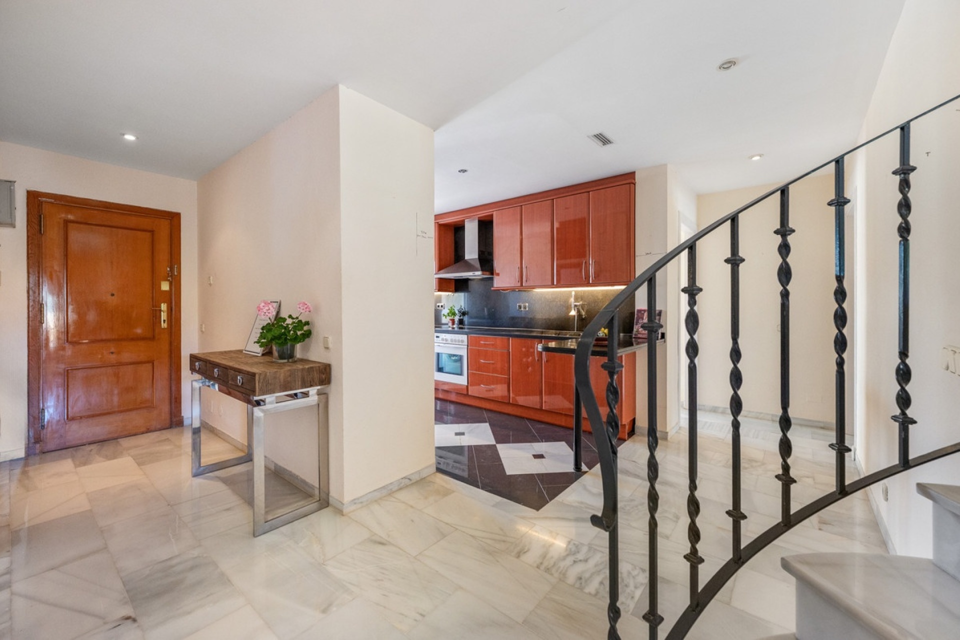 Wiederverkauf - apartment - Marbella - Nueva Andalucía