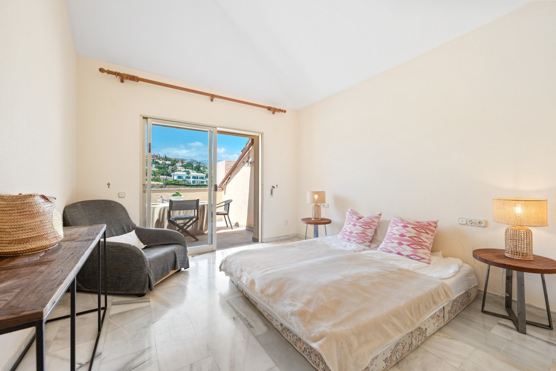 Wiederverkauf - apartment - Marbella - Nueva Andalucía