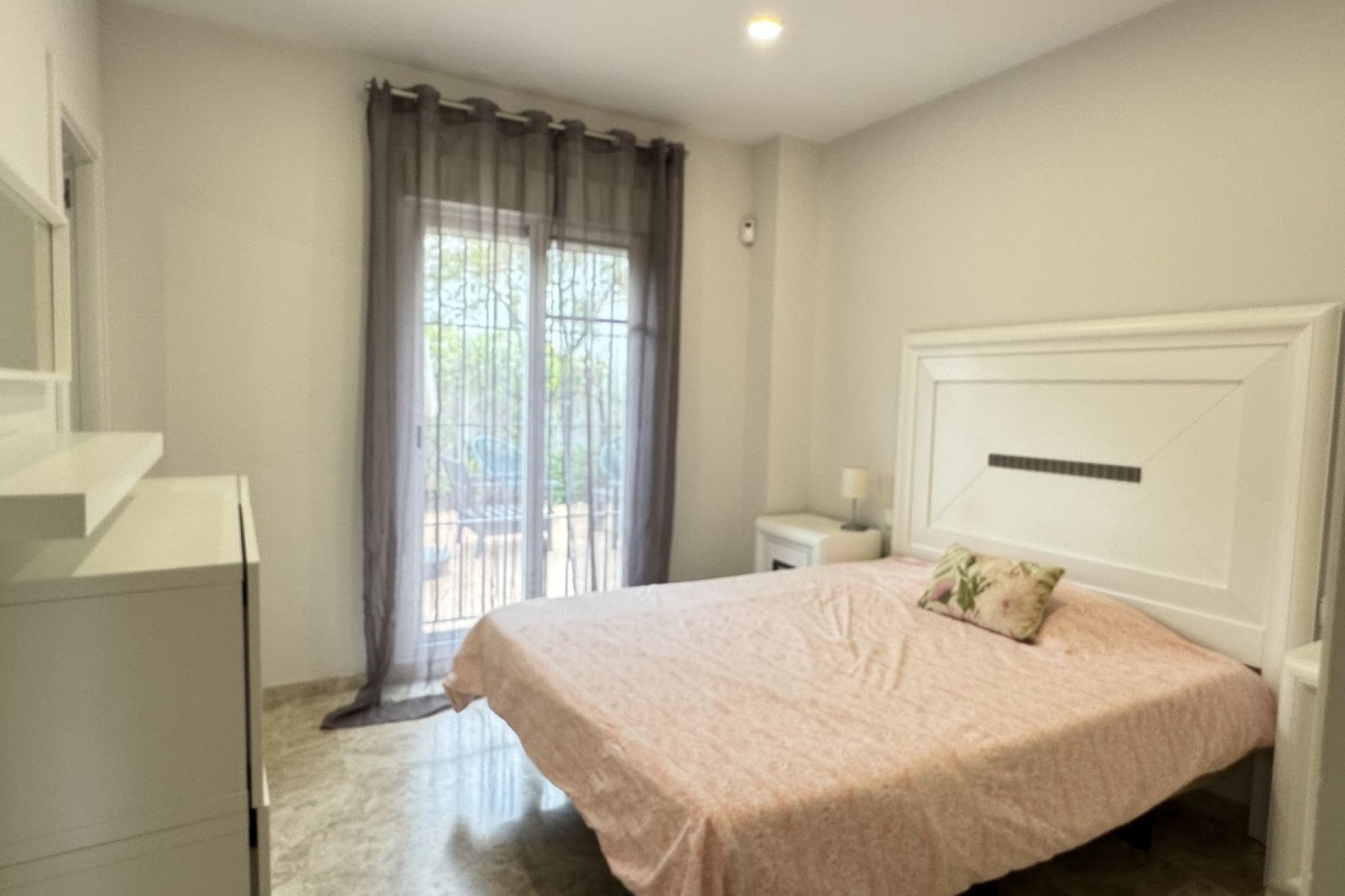 Wiederverkauf - apartment - Marbella - Nueva Andalucía