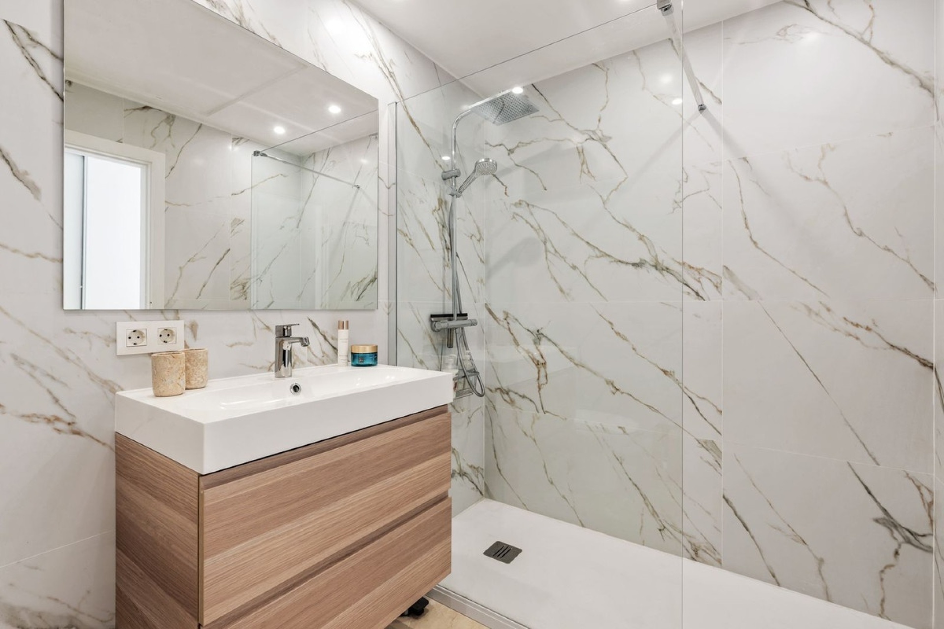 Wiederverkauf - apartment - Marbella - Nueva Andalucía