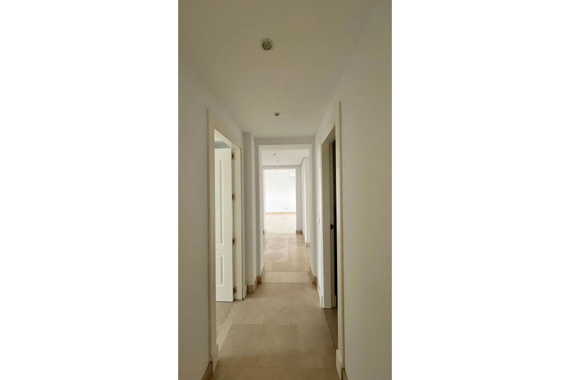 Wiederverkauf - apartment - Marbella - Nueva Andalucía