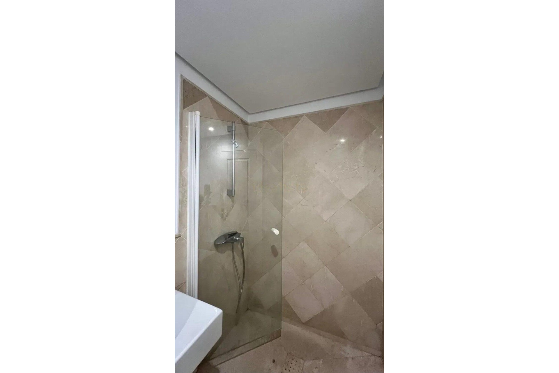 Wiederverkauf - apartment - Marbella - Nueva Andalucía
