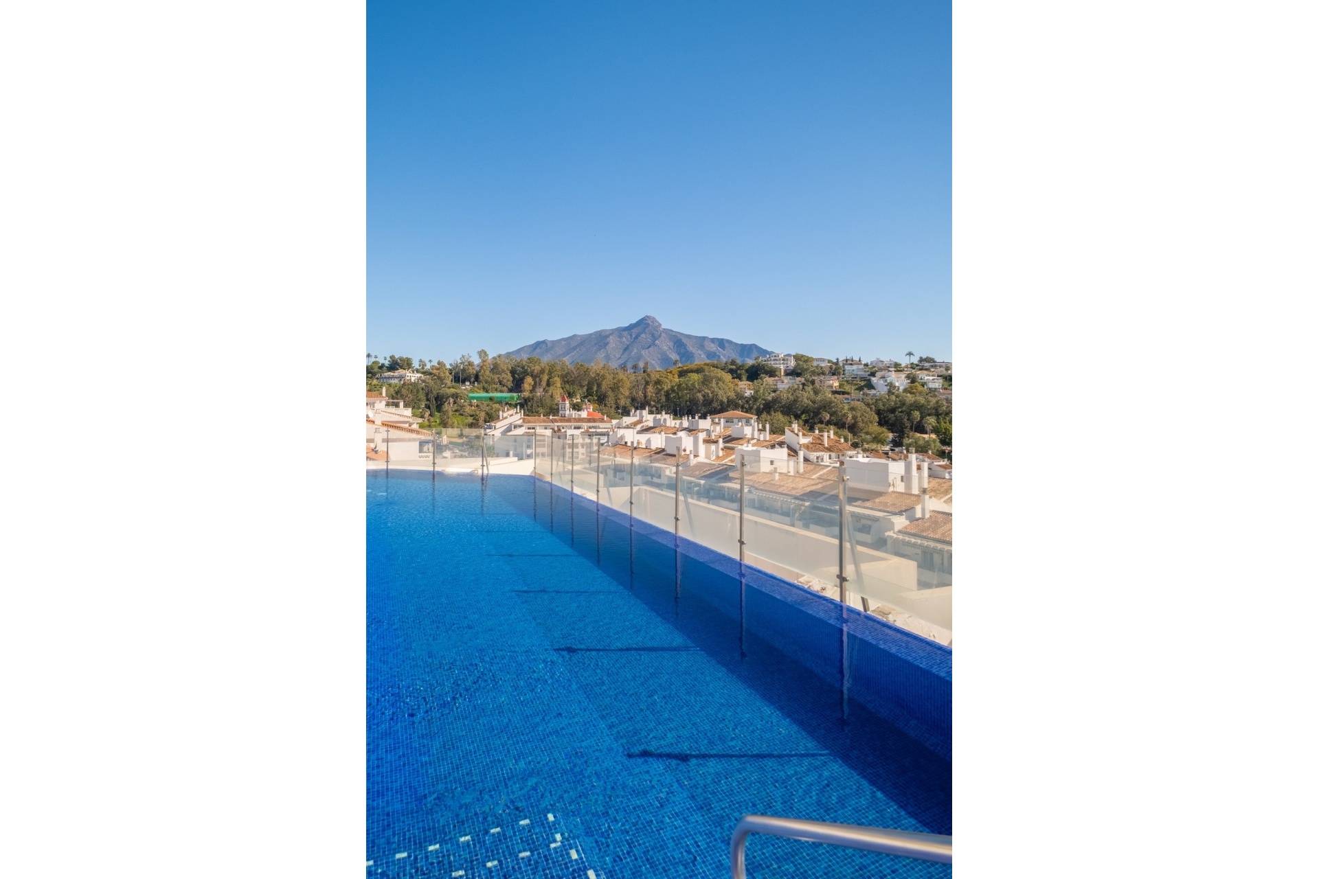 Wiederverkauf - apartment - Marbella - Nueva Andalucía