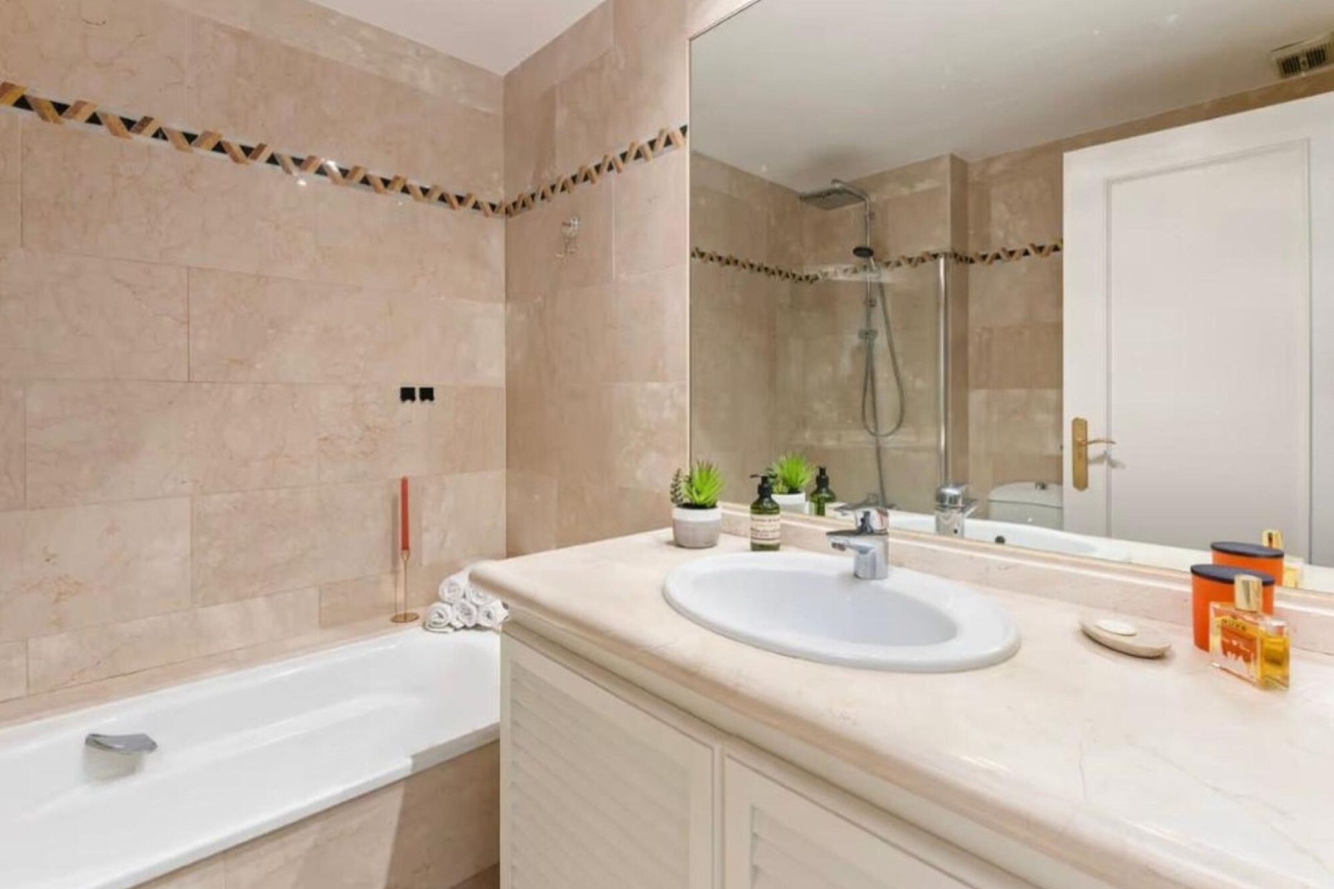 Wiederverkauf - apartment - Marbella - Nueva Andalucía