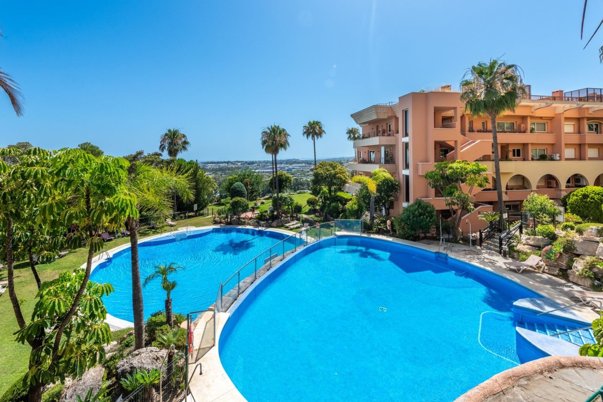 Wiederverkauf - apartment - Marbella - Nueva Andalucía