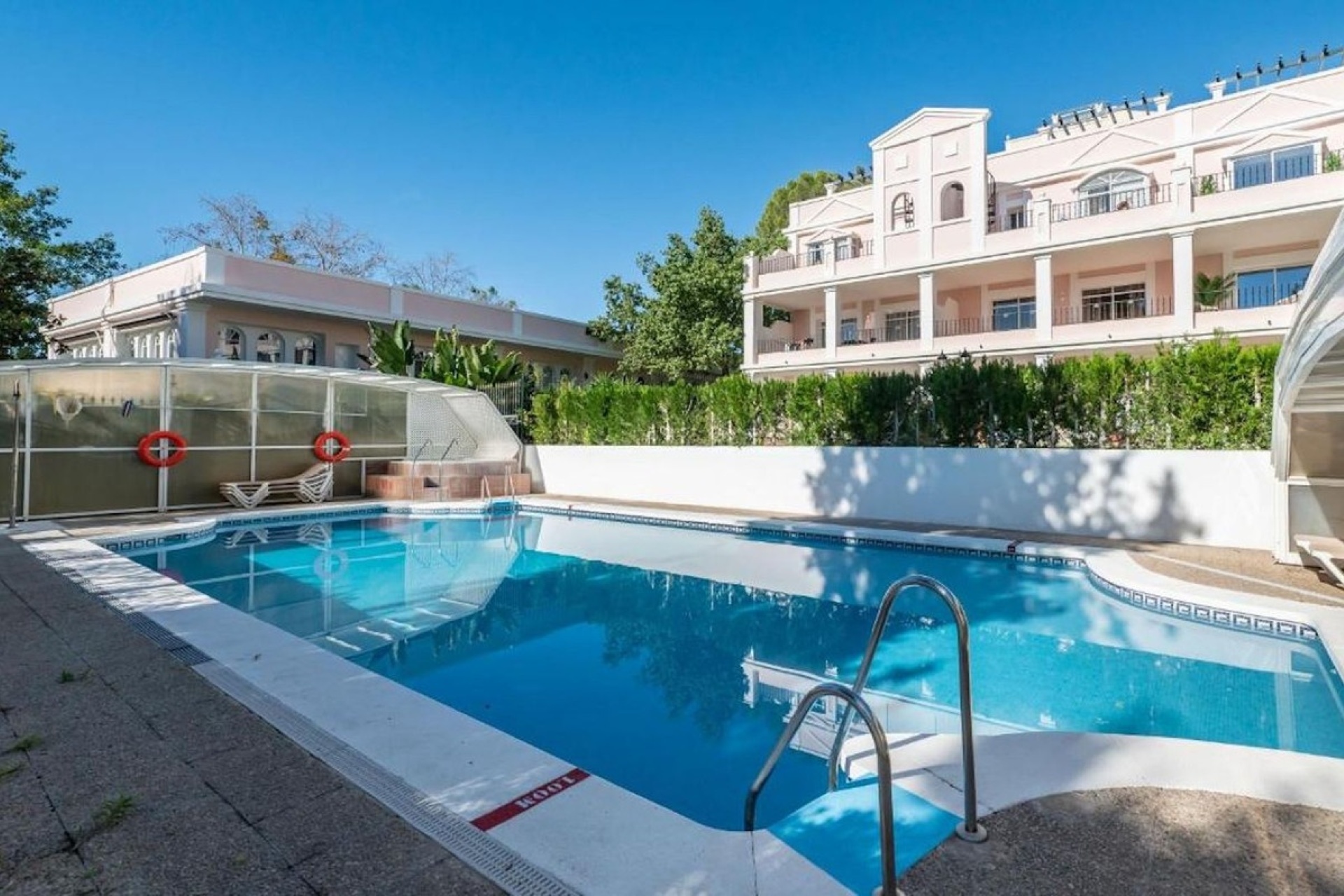 Wiederverkauf - apartment - Marbella - Nueva Andalucía