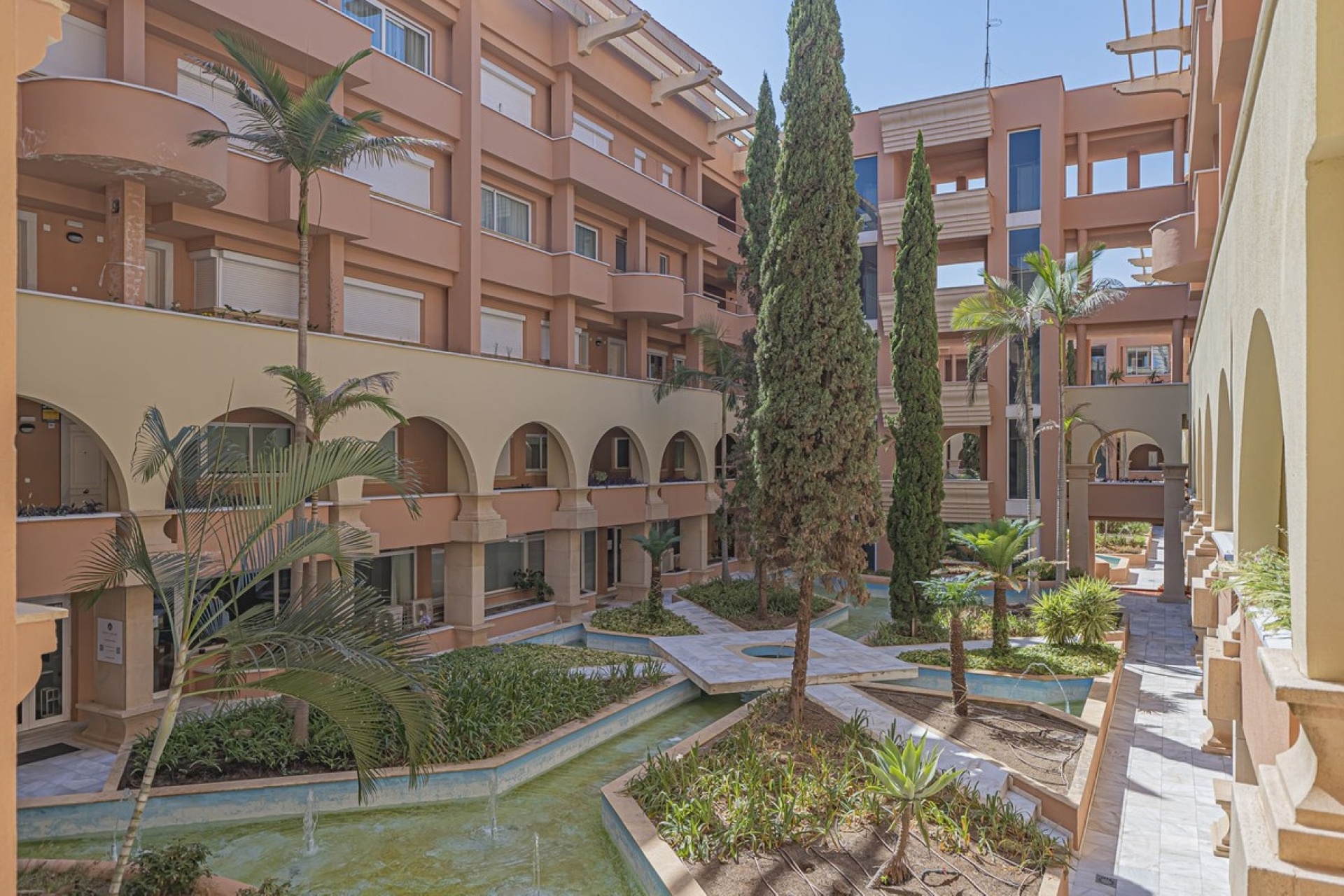 Wiederverkauf - apartment - Marbella - Nueva Andalucía