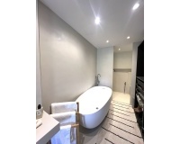 Wiederverkauf - apartment - Marbella - Nueva Andalucía