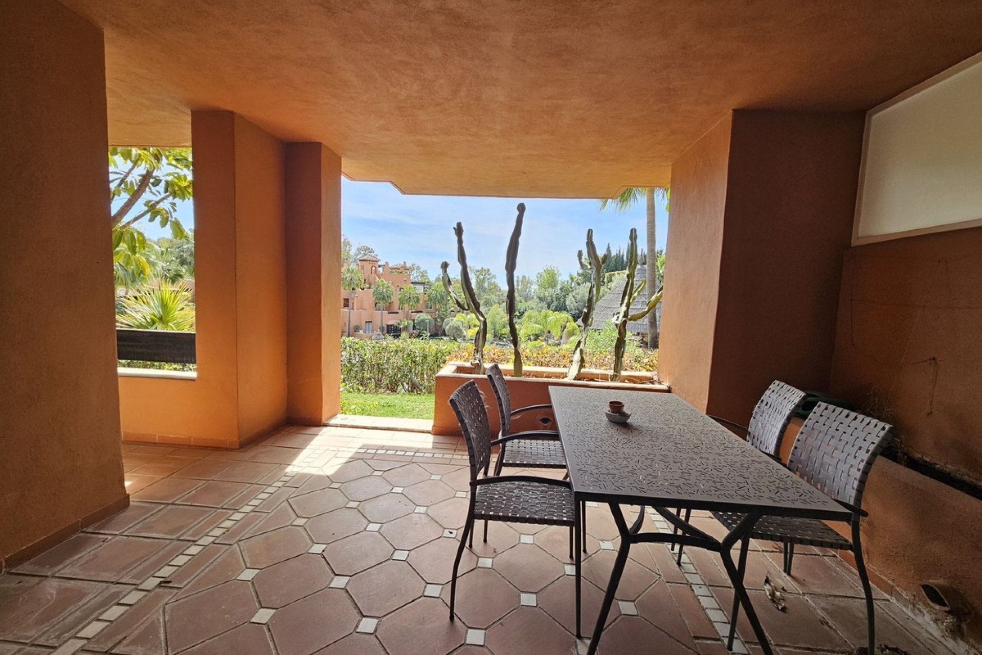 Wiederverkauf - apartment - Marbella - Nueva Andalucía