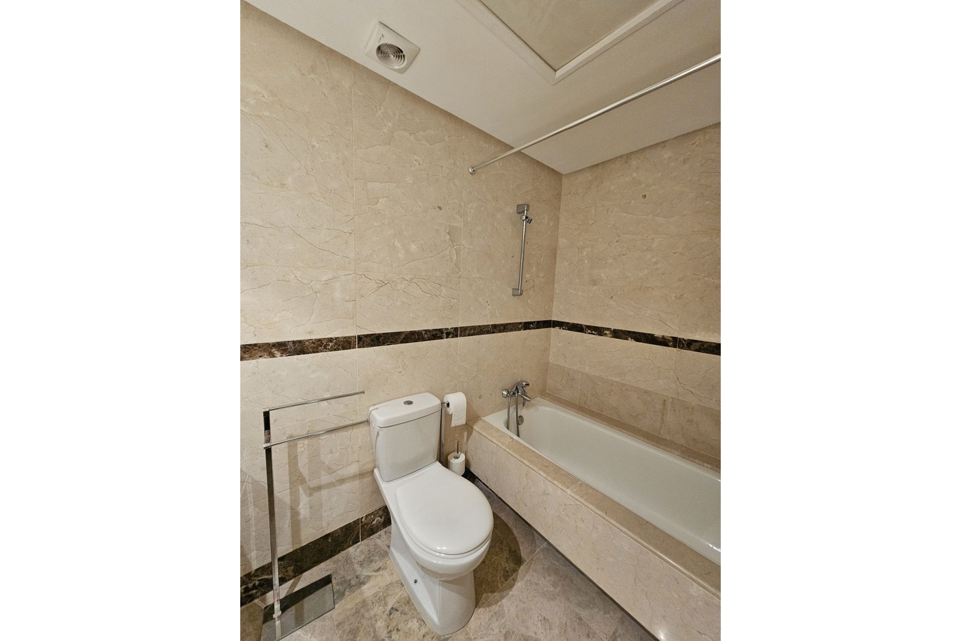 Wiederverkauf - apartment - Marbella - Nueva Andalucía
