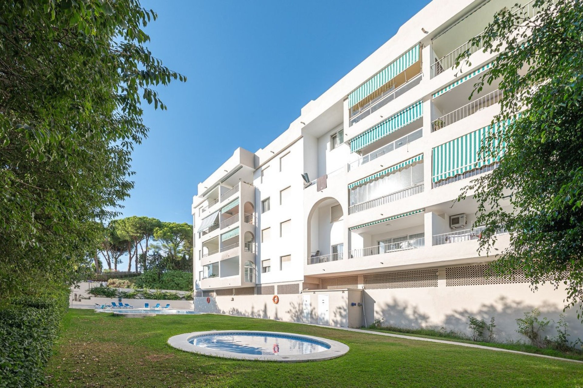 Wiederverkauf - apartment - Marbella - Nueva Andalucía