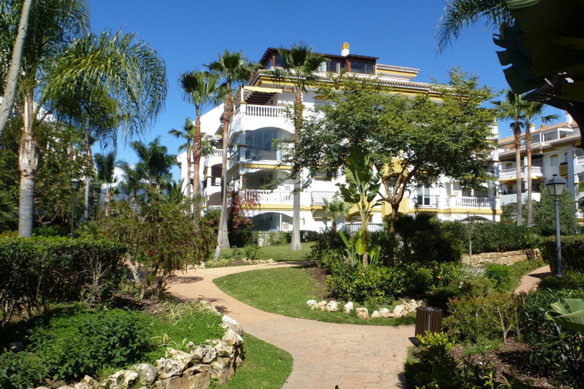 Wiederverkauf - apartment - Marbella - Nueva Andalucía