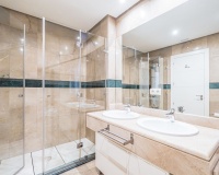 Wiederverkauf - apartment - Marbella - Nueva Andalucía